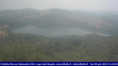 immagine della webcam nei dintorni di Roio del Sangro: webcam Civitella Messer Raimondo