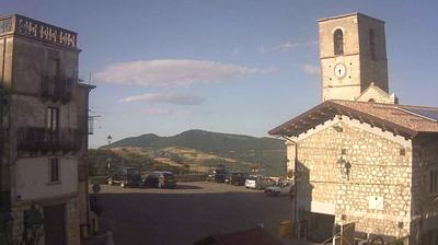 immagine della webcam nei dintorni di Schiavi di Abruzzo: webcam Civitaluparella