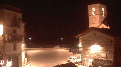 immagine della webcam nei dintorni di Roio del Sangro: webcam Civitaluparella