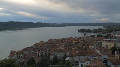 immagine della webcam nei dintorni di Cressa: webcam Arona