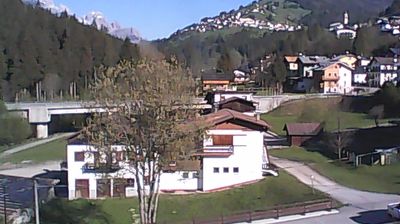 immagine della webcam nei dintorni di Monte Zoncolan: webcam San Nicolò di Comelico