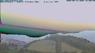 immagine della webcam nei dintorni di Castiglione dei Pepoli: webcam Castel d'Aiano
