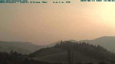 immagine della webcam nei dintorni di Castiglione dei Pepoli: webcam Castel d'Aiano