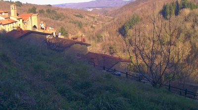 immagine della webcam nei dintorni di Loro Ciuffenna: webcam Ortignano Raggiolo