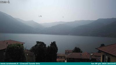 immagine della webcam nei dintorni di Capiago Intimiano: webcam Carate Urio