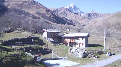 immagine della webcam nei dintorni di Pian Mune': webcam Oncino