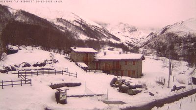 immagine della webcam nei dintorni di Castelmagno: webcam Oncino