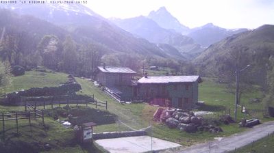 immagine della webcam nei dintorni di Pradleves: webcam Oncino