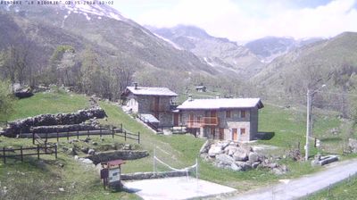 immagine della webcam nei dintorni di Pagno: webcam Oncino