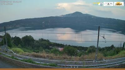 immagine della webcam nei dintorni di Genzano di Roma: webcam Castel Gandolfo