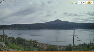 immagine della webcam nei dintorni di Roma Colonna: webcam Castel Gandolfo