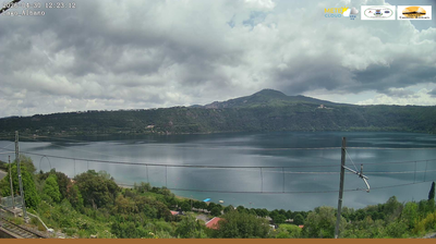 immagine della webcam nei dintorni di Rocca Priora: webcam Castel Gandolfo