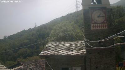 immagine della webcam nei dintorni di Castelnuovo Nigra: webcam Ingria