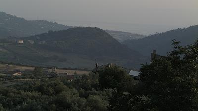 immagine della webcam nei dintorni di San Teodoro: webcam San Piero Patti