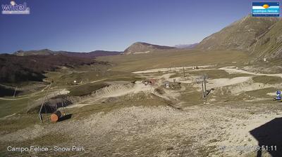 immagine della webcam nei dintorni di Gagliano Aterno: webcam Rocca di Cambio