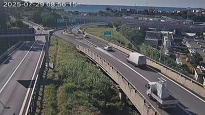 immagine della webcam nei dintorni di Albisola Superiore: webcam Valleggia