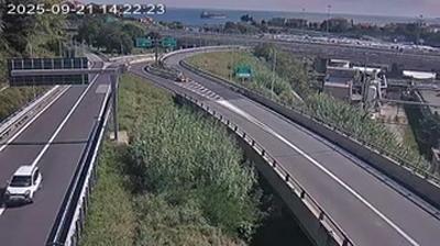 immagine della webcam nei dintorni di Varazze: webcam Valleggia