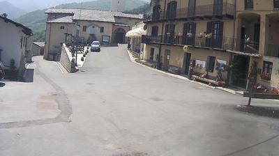 immagine della webcam nei dintorni di Paesana: webcam Oncino