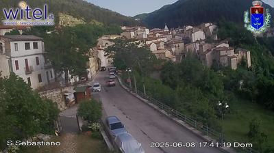 immagine della webcam nei dintorni di Civitella Roveto: webcam Bisegna