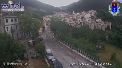 immagine della webcam nei dintorni di Ovindoli: webcam Bisegna