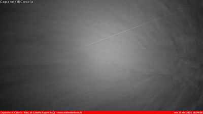 immagine della webcam nei dintorni di Brallo di Pregola: webcam Carrega Ligure