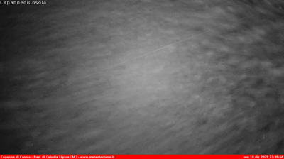 immagine della webcam nei dintorni di Serra Riccò: webcam Carrega Ligure