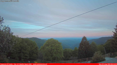 immagine della webcam nei dintorni di Serra Riccò: webcam Carrega Ligure