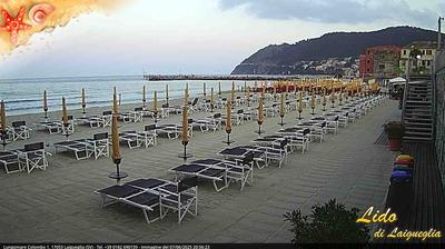 immagine della webcam nei dintorni di Toirano: webcam Laigueglia
