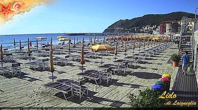immagine della webcam nei dintorni di Cipressa: webcam Laigueglia