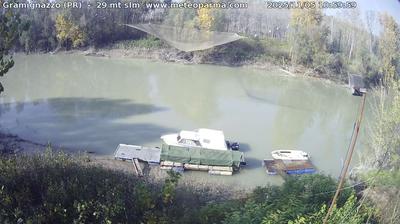 immagine della webcam nei dintorni di Castelnuovo Bocca d'Adda: webcam Roccabianca