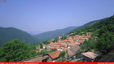 immagine della webcam nei dintorni di Montacuto: webcam Carrega Ligure