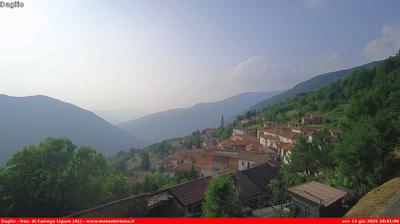 immagine della webcam nei dintorni di Menconico: webcam Carrega Ligure