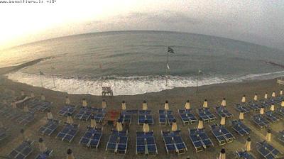 immagine della webcam nei dintorni di Borghetto Santo Spirito: webcam Pietra Ligure