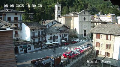immagine della webcam nei dintorni di Lemie: webcam Ala di Stura