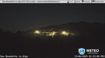 immagine della webcam nei dintorni di Stia: webcam San Benedetto in Alpe