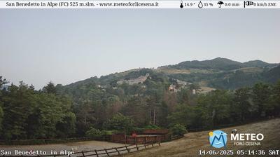 immagine della webcam nei dintorni di Stia: webcam San Benedetto in Alpe