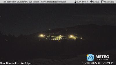 immagine della webcam nei dintorni di Passo della Consuma: webcam San Benedetto in Alpe