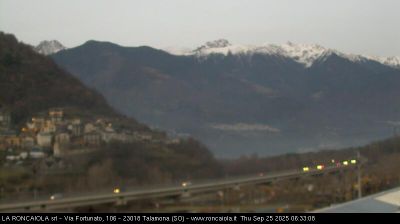 immagine della webcam nei dintorni di Chiesa in Valmalenco: webcam Talamona