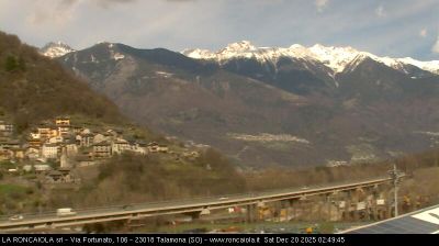 immagine della webcam nei dintorni di Chiesa in Valmalenco: webcam Talamona