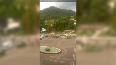 Preview delle webcam di Vittorio Veneto › Sud-Ovest: Vittorio - Piazza del Popolo e giardini