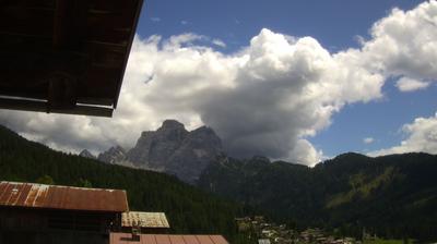 immagine della webcam nei dintorni di Passo di Giau: webcam Selva di Cadore