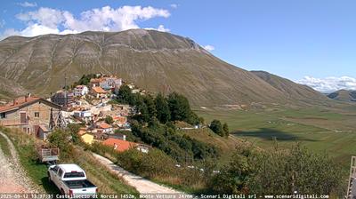 immagine della webcam nei dintorni di Fiastra: webcam Castelluccio Norcia