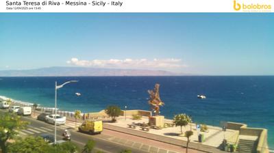 immagine della webcam nei dintorni di Mandanici: webcam Santa Teresa di Riva