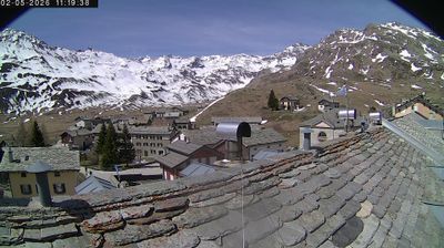 immagine della webcam nei dintorni di Madesimo: webcam Montespluga