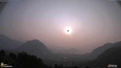 immagine della webcam nei dintorni di Armeno: webcam Casale Corte Cerro