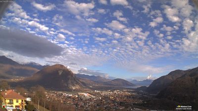 immagine della webcam nei dintorni di Madonna del Sasso: webcam Casale Corte Cerro