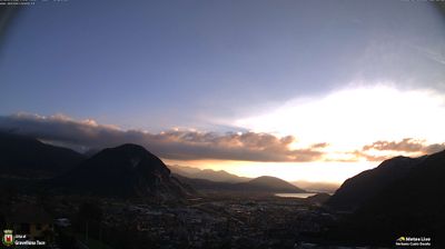 immagine della webcam nei dintorni di Mottarone: webcam Casale Corte Cerro