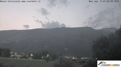 immagine della webcam nei dintorni di Monte Marenzo: webcam Suello