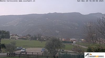 immagine della webcam nei dintorni di Piani Resinelli: webcam Suello