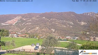 immagine della webcam nei dintorni di Mandello del Lario: webcam Suello